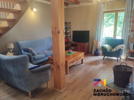 Ładny dom pod lasem!!!